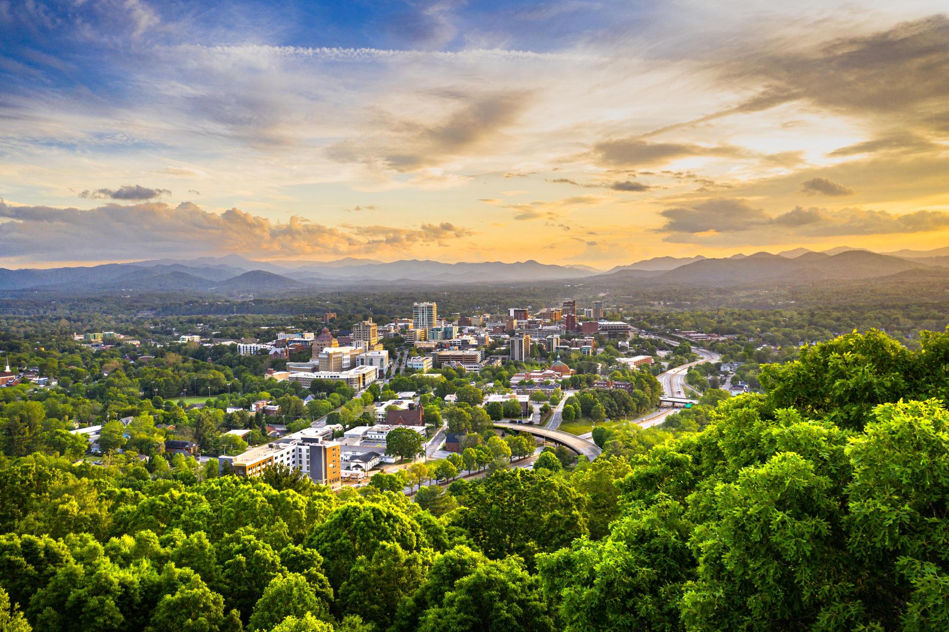 Last-minute Itinerary: A Carefree Summer Weekend in Asheville NC