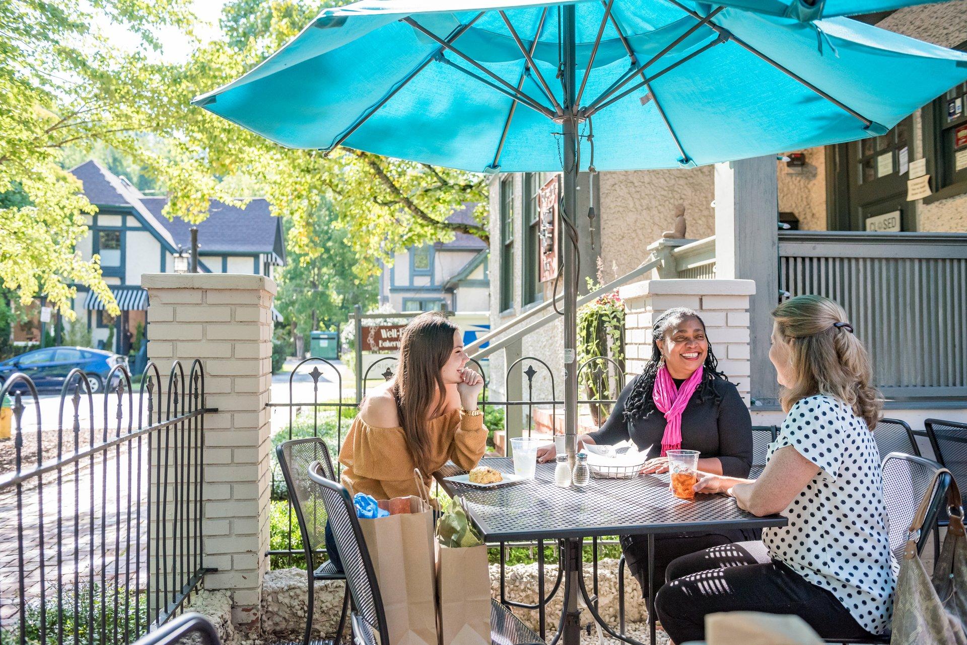 Outdoor dining at Well-Bred Bakery in Biltmore Village / Photo: Emily Chaplin