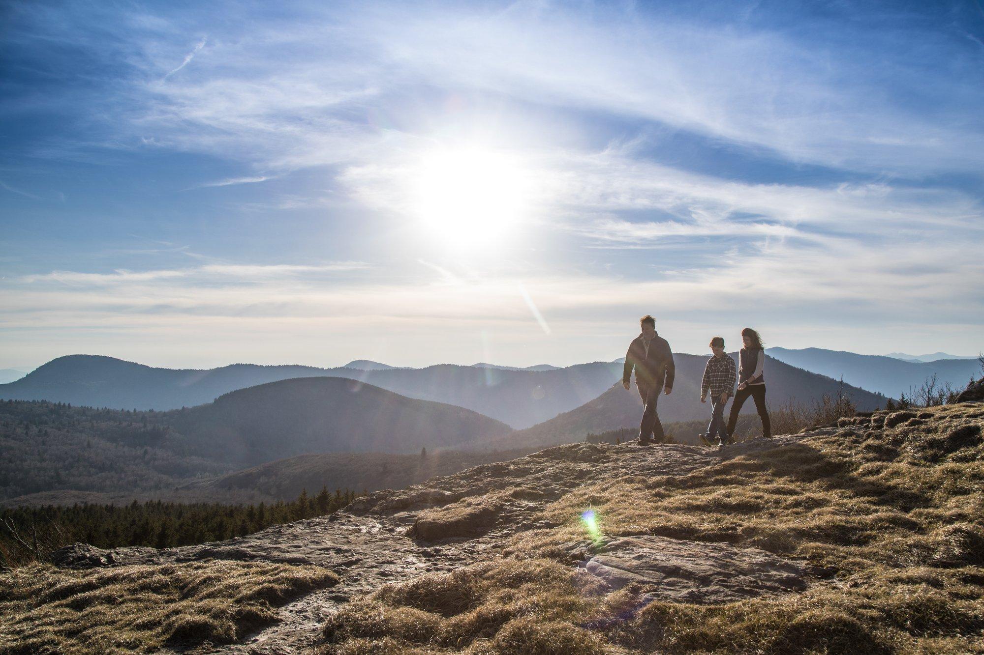 Family hiking Black Balsam Knob in winter / Photo: Jared Kay